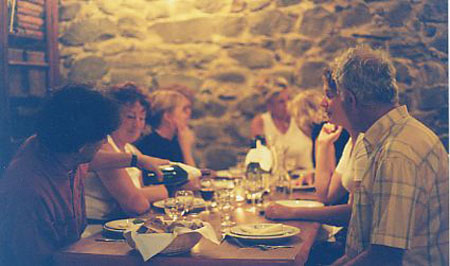 AVrestaurantGM