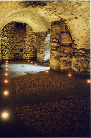 AVGM Cave 01