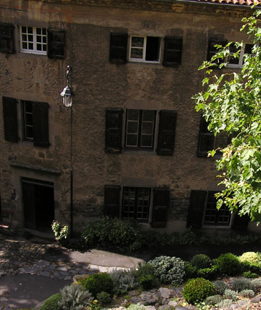 GM facade et jardin 01